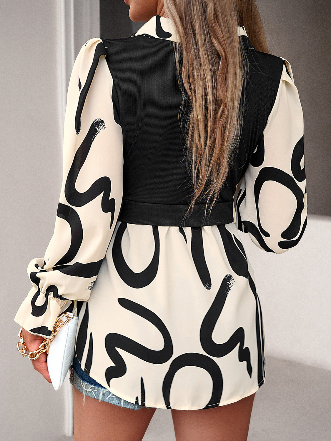 Devine Collared Neck Black And White Color-Contrast Print Long Sleeve Shirt