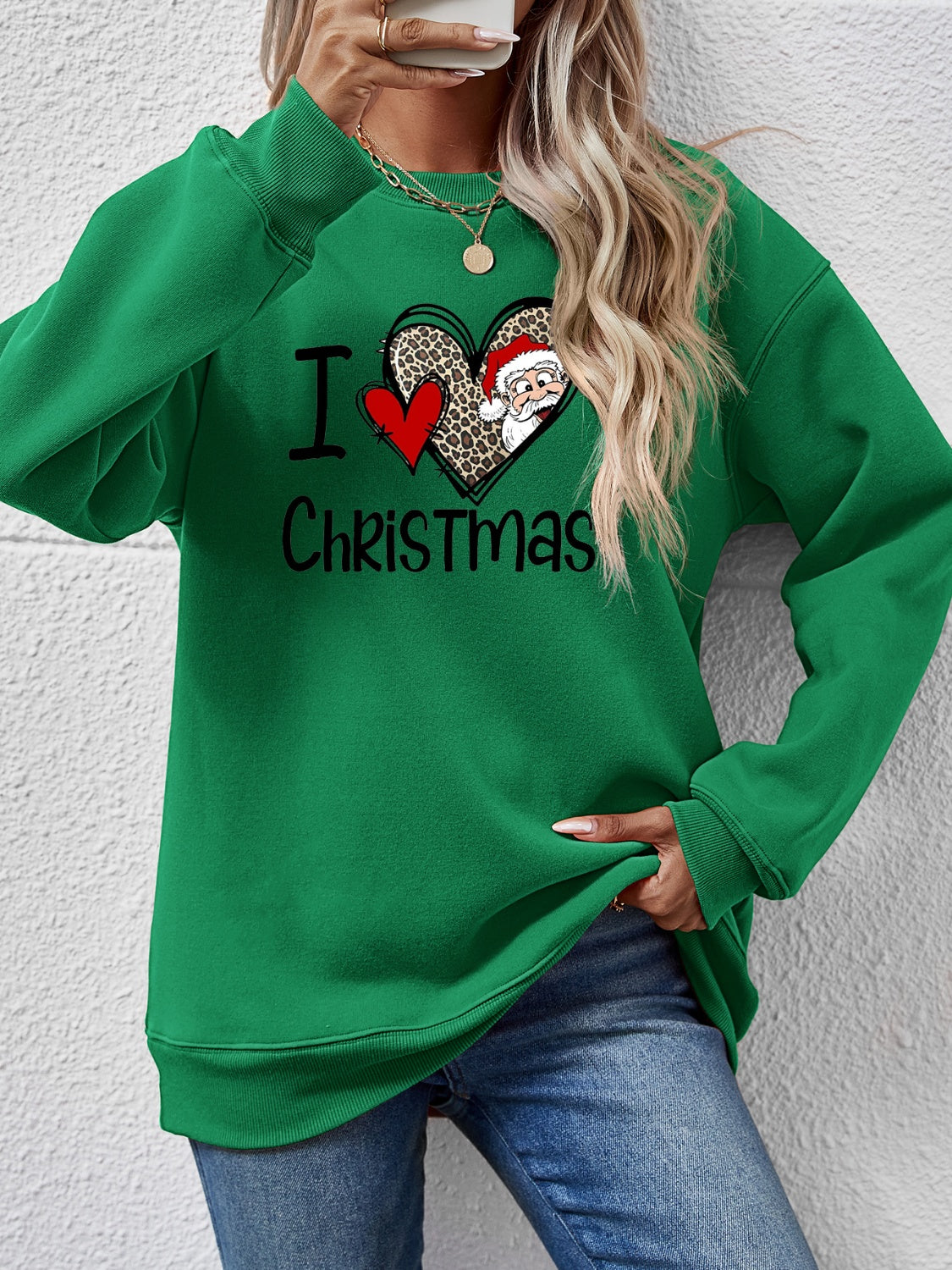 CHRISTMAS Graphic Round Neck Sweatshirt