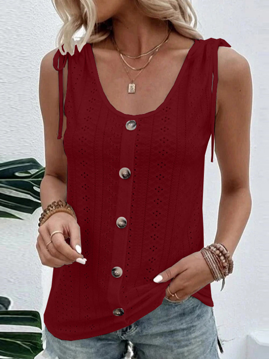 Full Size Scoop Neck Sleeveless Tank Top